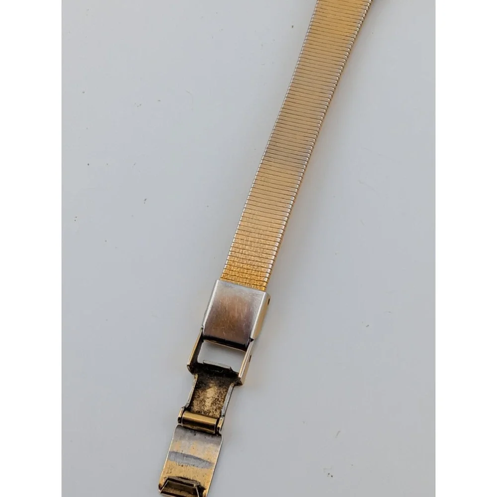 Vintage Seiko Women's Watch 16mm Case 6